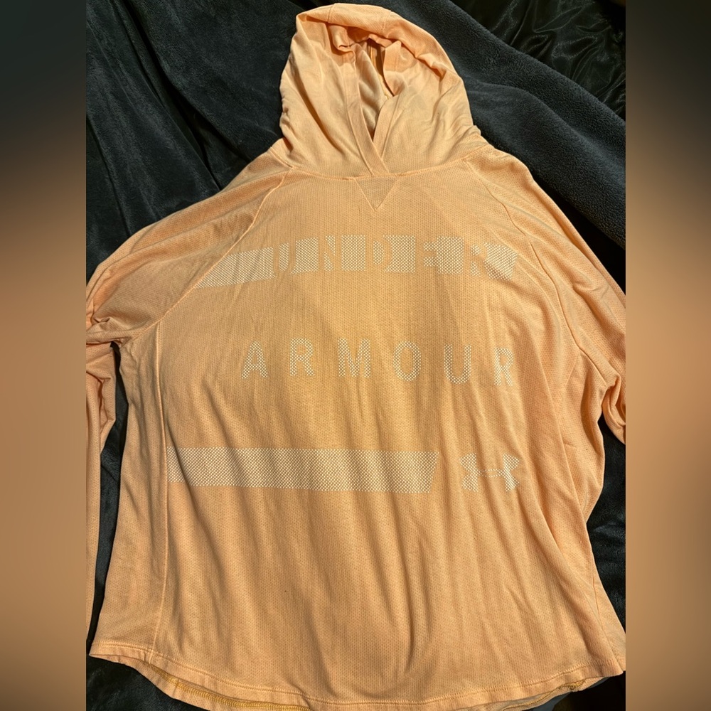 Light weight hoodie